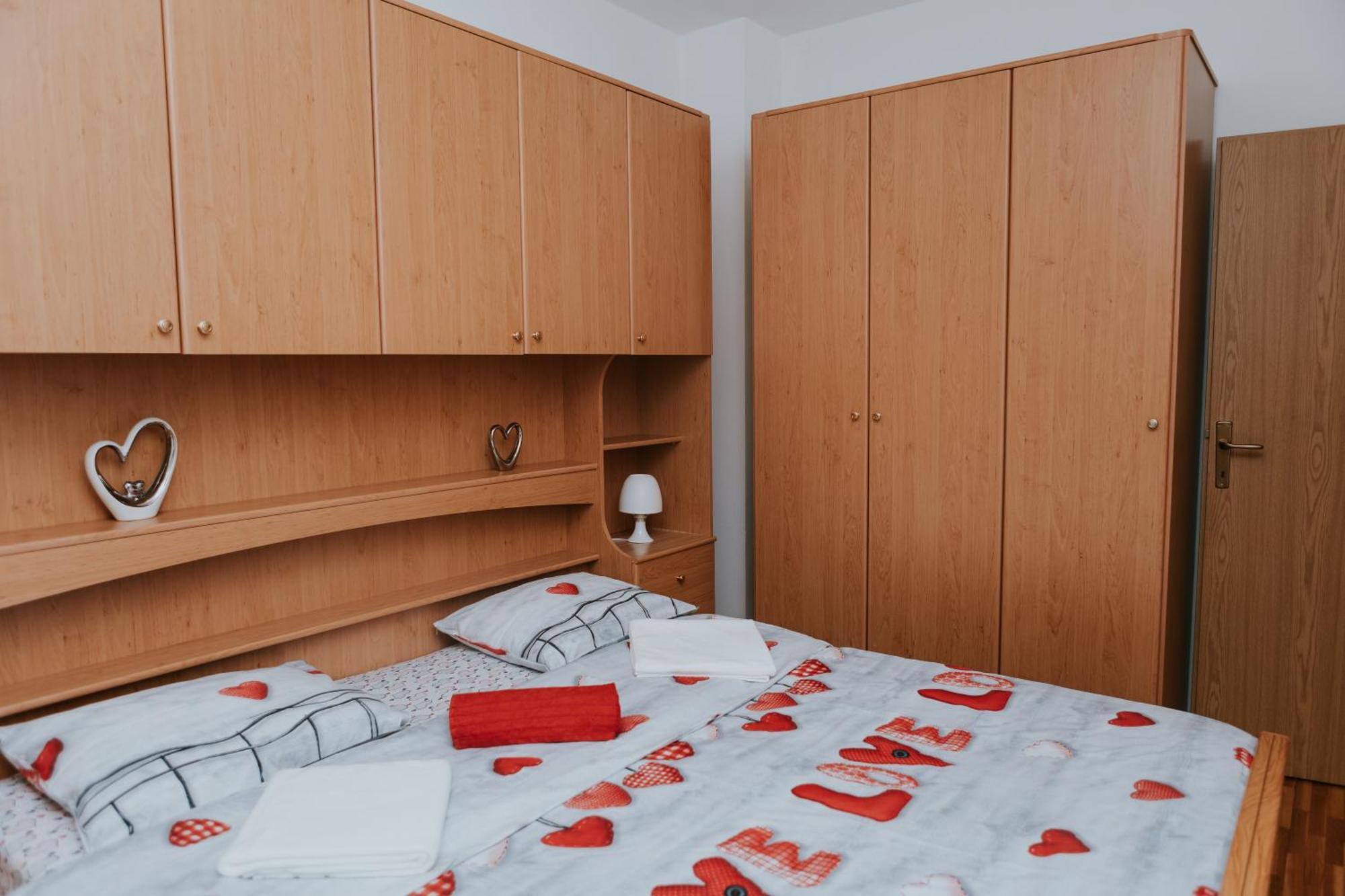 Apartman Antonio Gospic Exterior photo